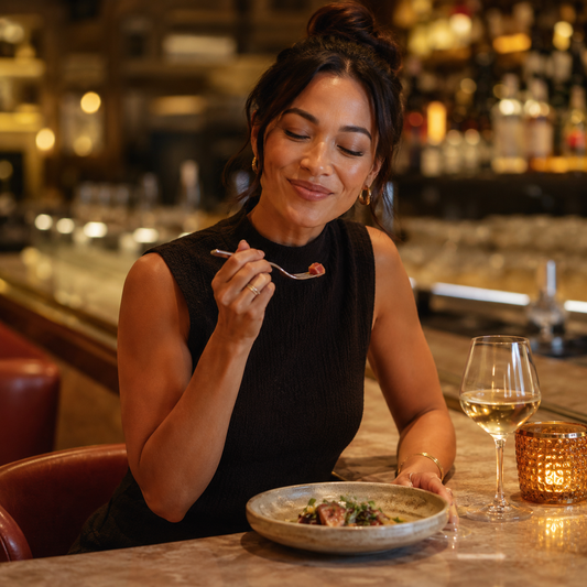 How to Eat Alone at a Restaurant Without Feeling Awkward